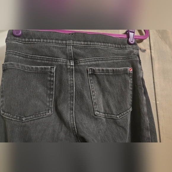 SPANX Straight Leg skinny Jeans-Vintage Black. Size SP - Picture 9 of 12